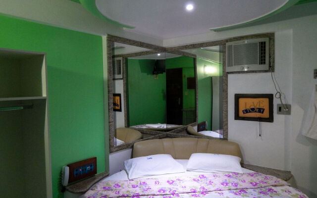 Hotel Love Story