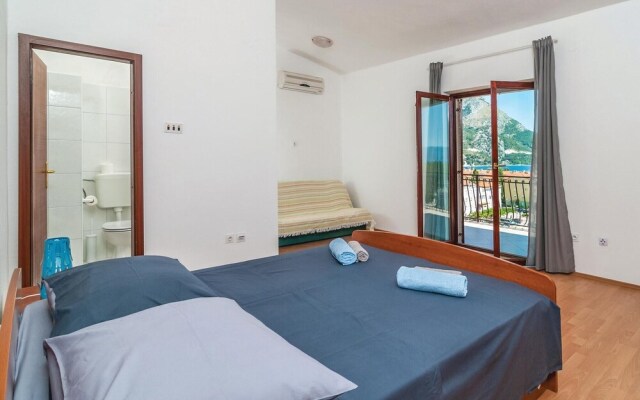 Awesome Home in Omis With Wifi and 6 Bedrooms