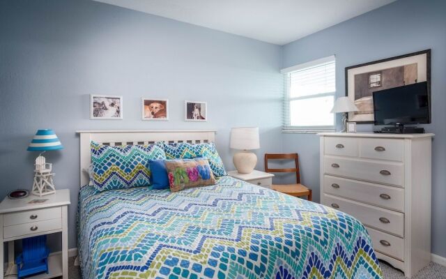 Salty Hippo - 2Br Condo