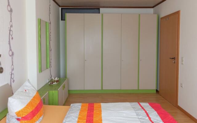 Quaint Apartment in Morscheid-riedenburg With Garden