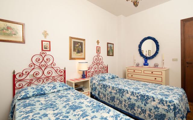 Imperiale Apartment by Mmega