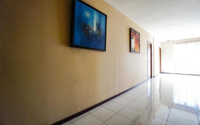 OYO 2526 Hotel D'komo