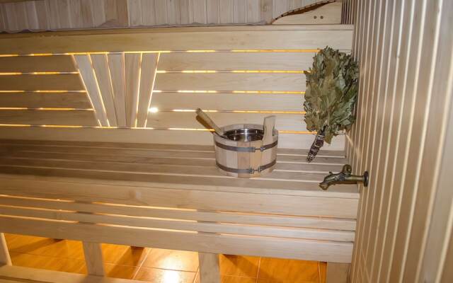 Загородный отель «Лесное озеро»