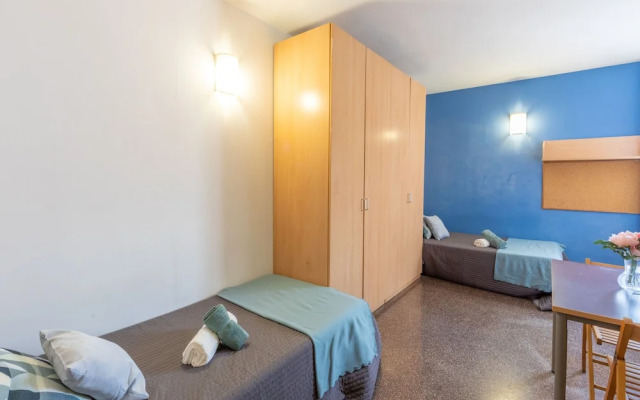 Residencia Universitaria Resa La Ciutadella -Campus Accomodation