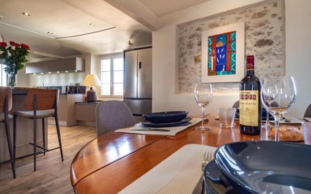 Charmant appartement spacieux pour 6P vue mer vieil Antibes