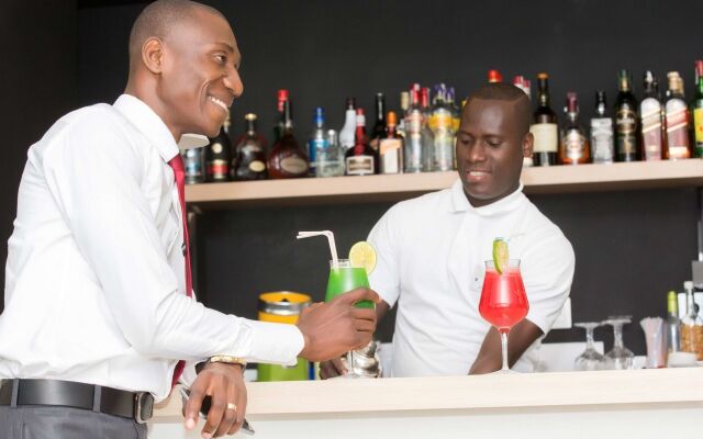 Seen Hotel Abidjan Plateau