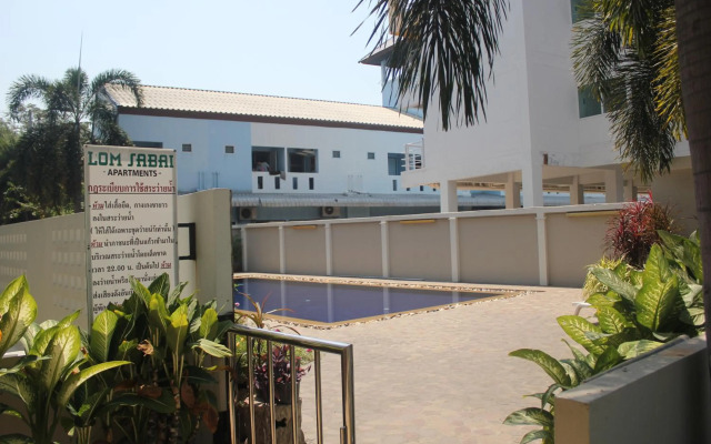 Lomsabai Apartments