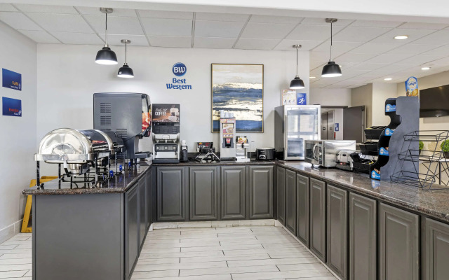 Best Western Lubbock West Inn & Suites