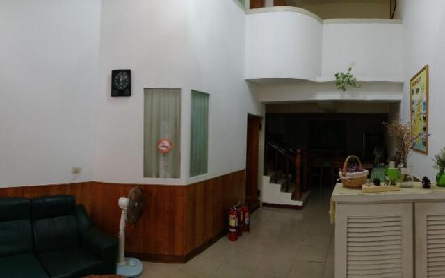 Qin Shui House