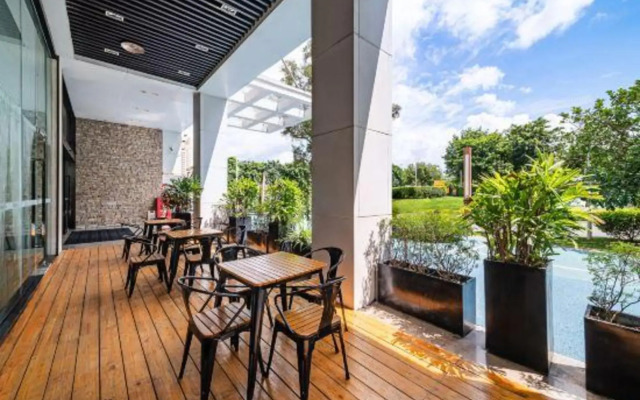 Rezen Select  Hotel (Gulangyu Pier Sea View)