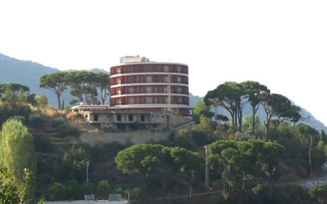 Douma Hotel