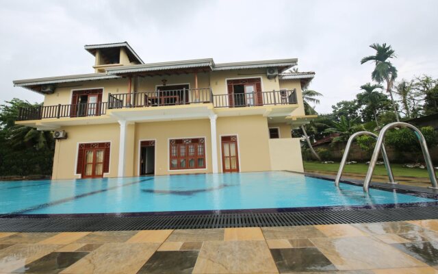 Sano Rich Lagoon Villa