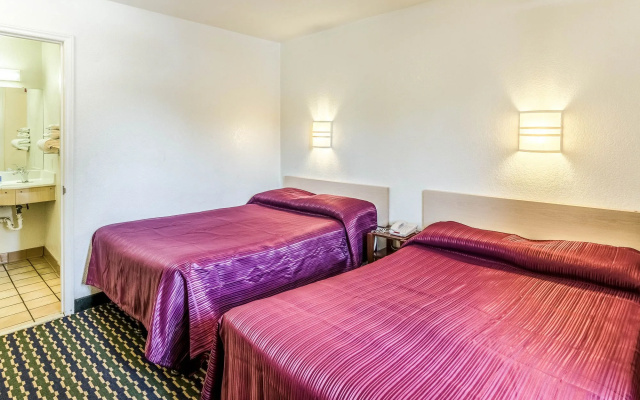 Rodeway Inn Winston Salem Route 52