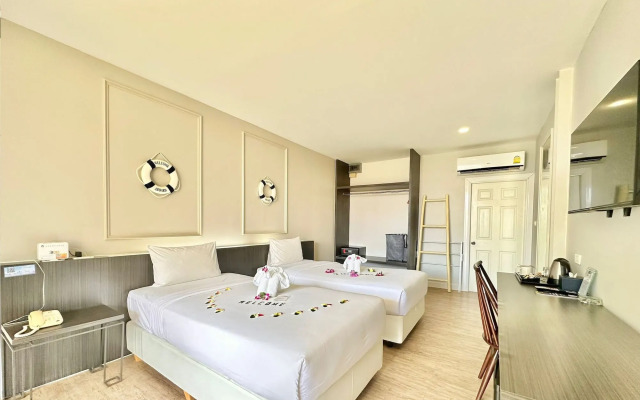 Combo Beach Hotel Samui