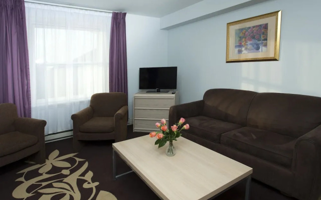 Airport Hotel Mara