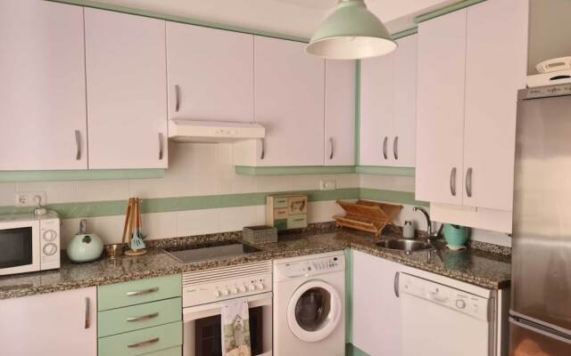 Bluebol. Apartamento a 900m de la playa