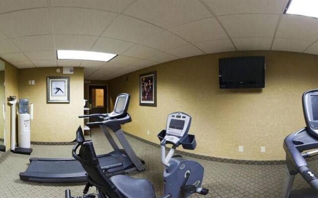 Holiday Inn Express South Boston