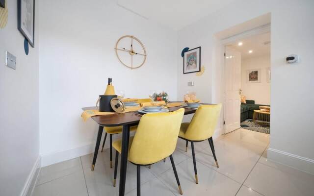 Lovely Little House, Free Parking, Smart tv, Wifi