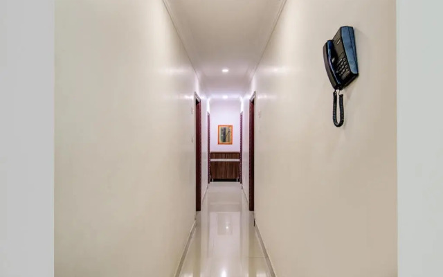 Hotel Apple Grand by OYO Rooms