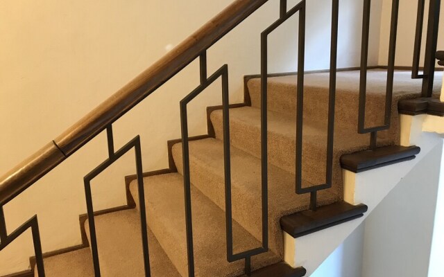 2BR North Sands Apt - Dog Friendly & Free Parking