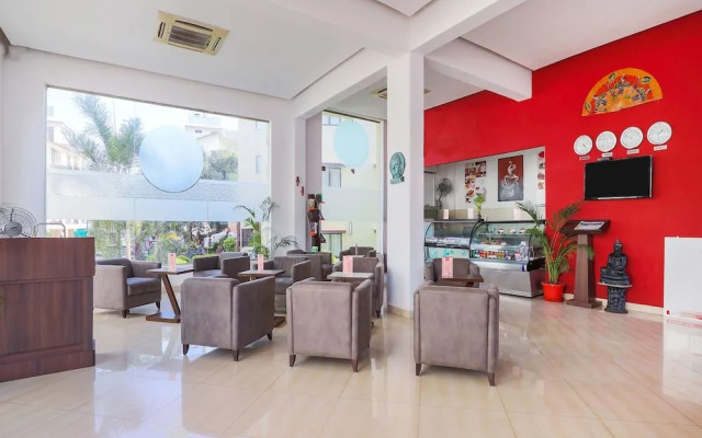 OYO 3305 Royale Assagao