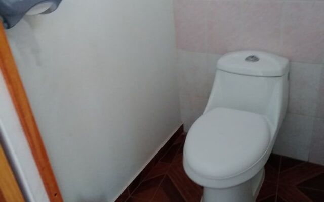 Yaalir At'mu - Hostel