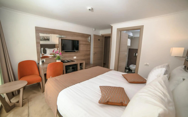 Hotel Saturn