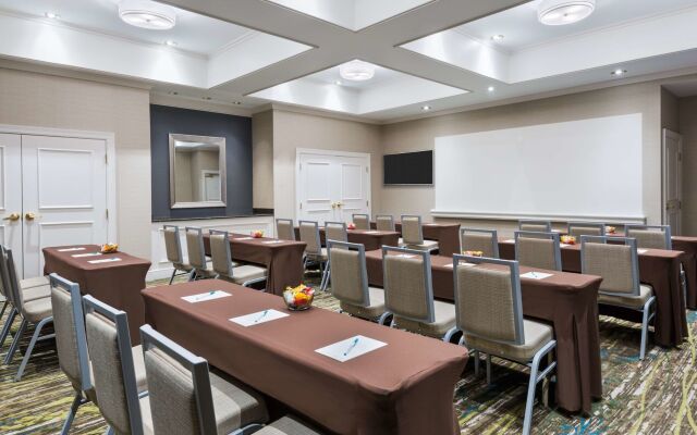 Homewood Suites by Hilton Holyoke-Springfield/North