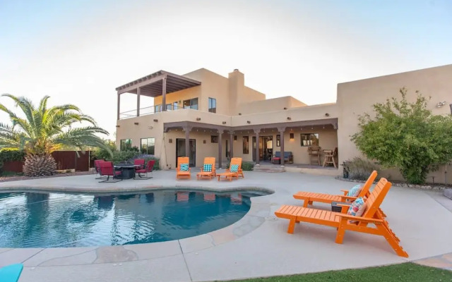 Spectacular Views Heated Pool Outdoor BBQ