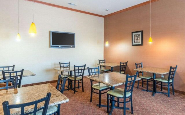 Comfort Suites Granbury
