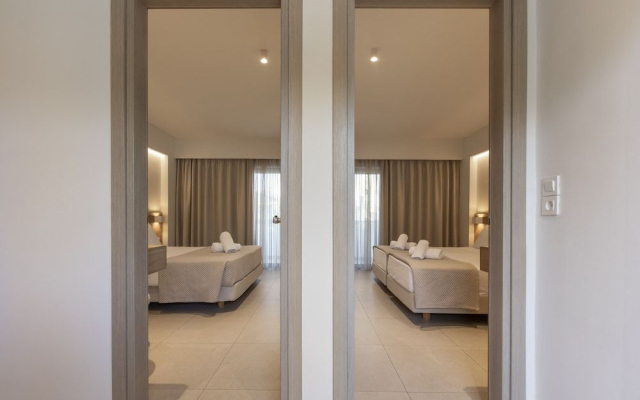 Mythos Suites Hotel