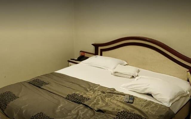 Guru Hotel