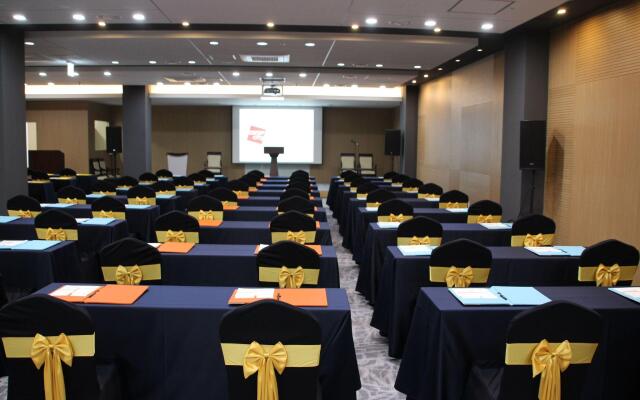 Co'op City Hotel Seongsan