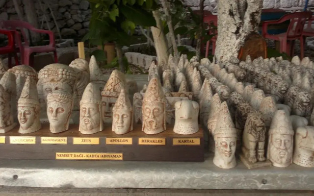 Nemrut Dağı Işik Pansi̇on