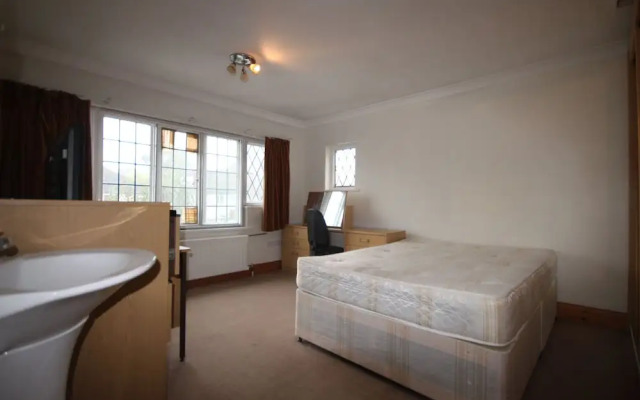 Draycott Guest House