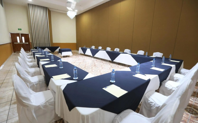 Cozumel Hotel & Resort, Trademark Collection by Wyndham