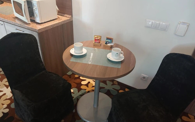 Algiro Hotel