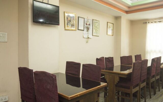 OYO 3476 Hotel White Mountain