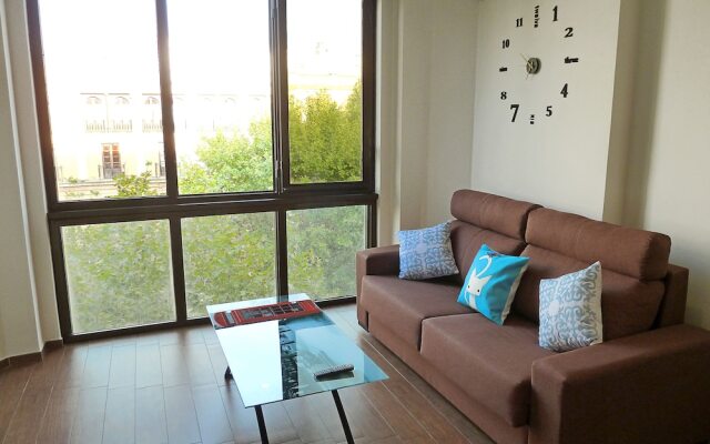 Gran Bulevar Apartment by JITKey