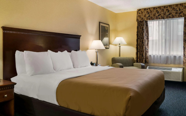 Quality Inn Grand Blanc - Flint South