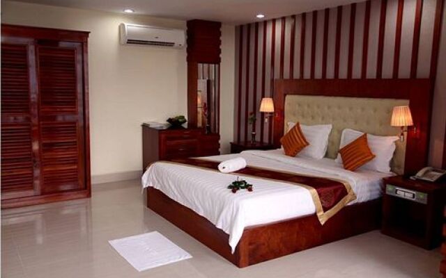 Yolanda Hotel 宝华精品酒店(金边)