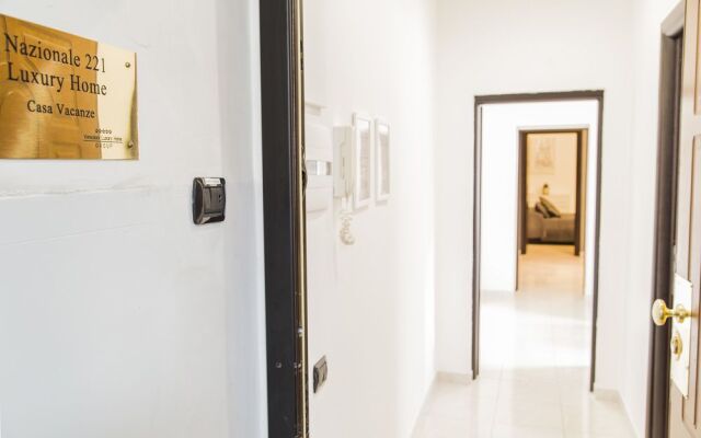 Nazionale 221 Luxury Home