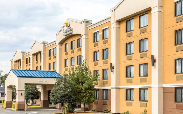 Comfort Inn & Suites