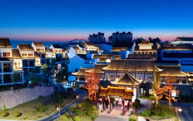 Pingyue Yizhan Hotel