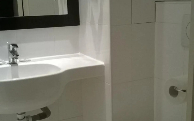 Hipotel Lilas Gambetta