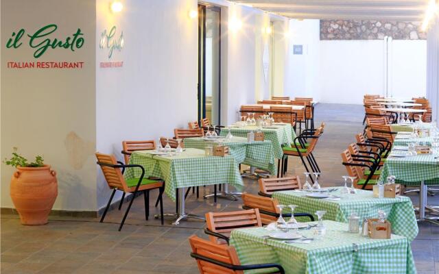 Miraluna Village & Spa