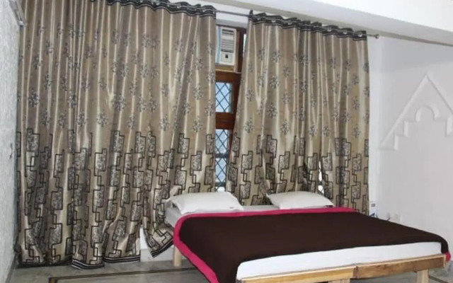 Hotel Mayank