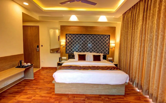 OYO 10786 Hotel Hill County