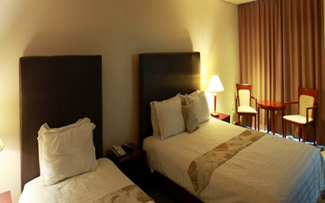 Sunshine Hotel