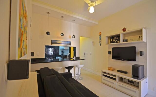 Lopes 203 - 2 BR Apartment in Leme - GHS 38175